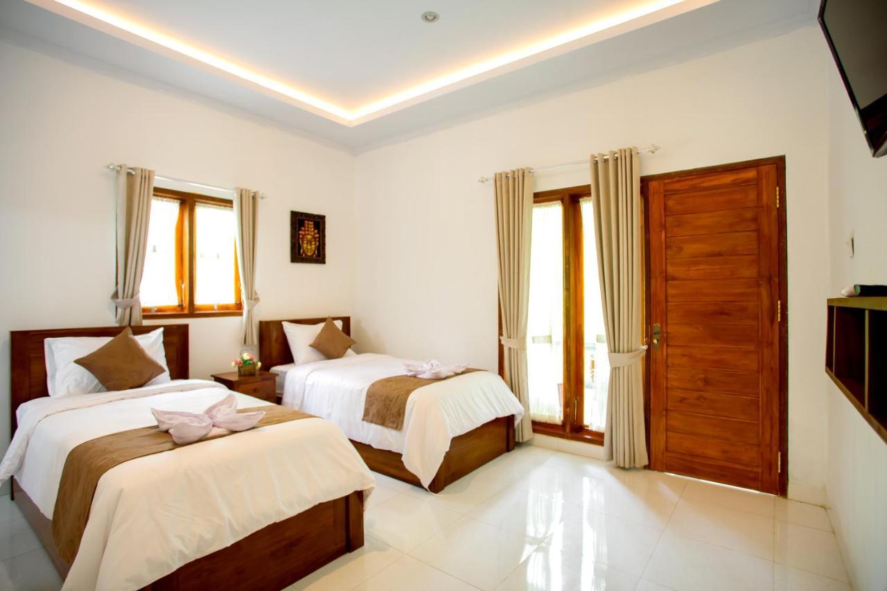The Puncak Santhi Inn Batununggul Exterior foto