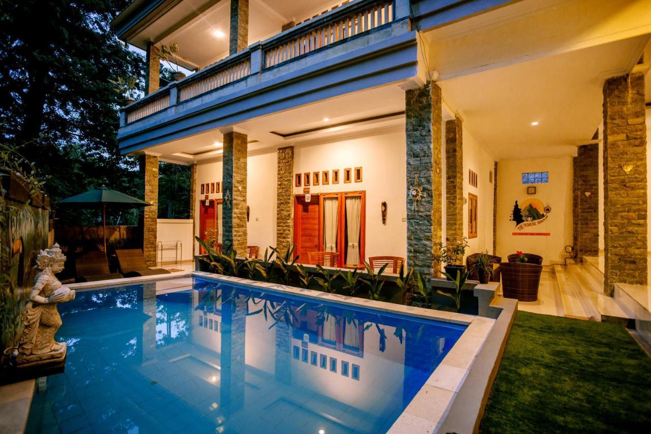 The Puncak Santhi Inn Batununggul Exterior foto