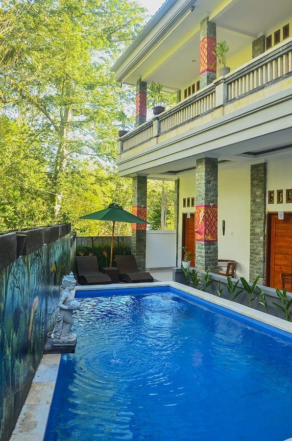The Puncak Santhi Inn Batununggul Exterior foto